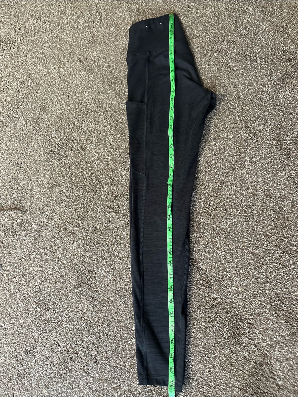 American Eagle, VS and Kirkland Women's Leggings- 4 pair bundle - Picture 16 of 16